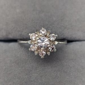New Sterling Silver Floral Cluster Ring  Size 5.5 STR CZ